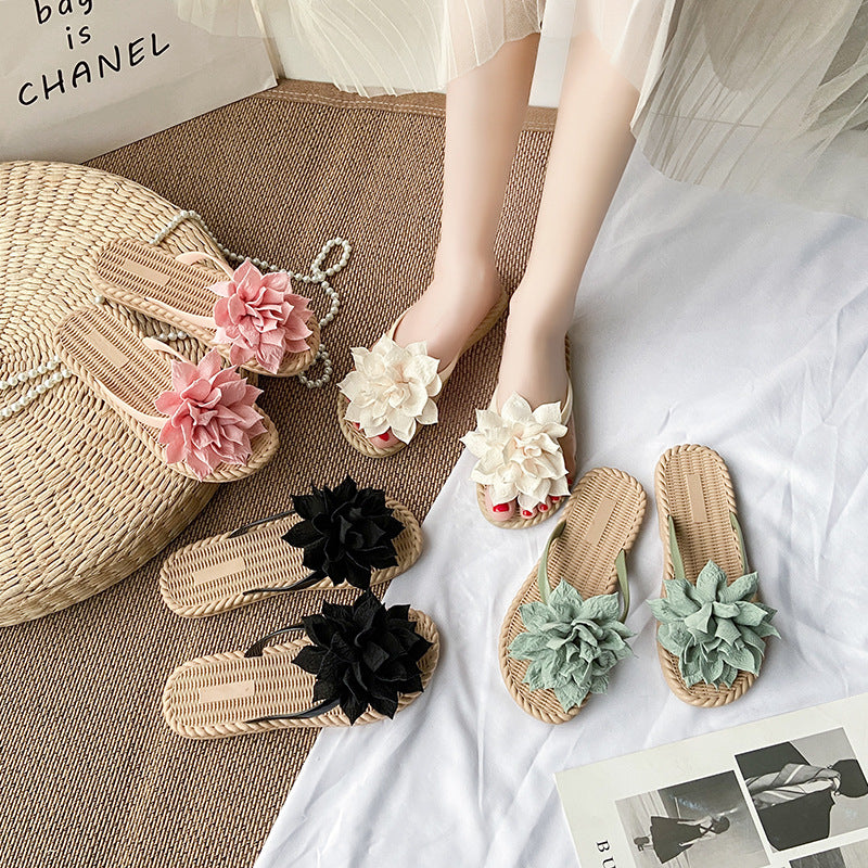 Gentle Woman Flowers All-matching Flat Shoes Non-slip Beach Sandals - Shuntia Symonette