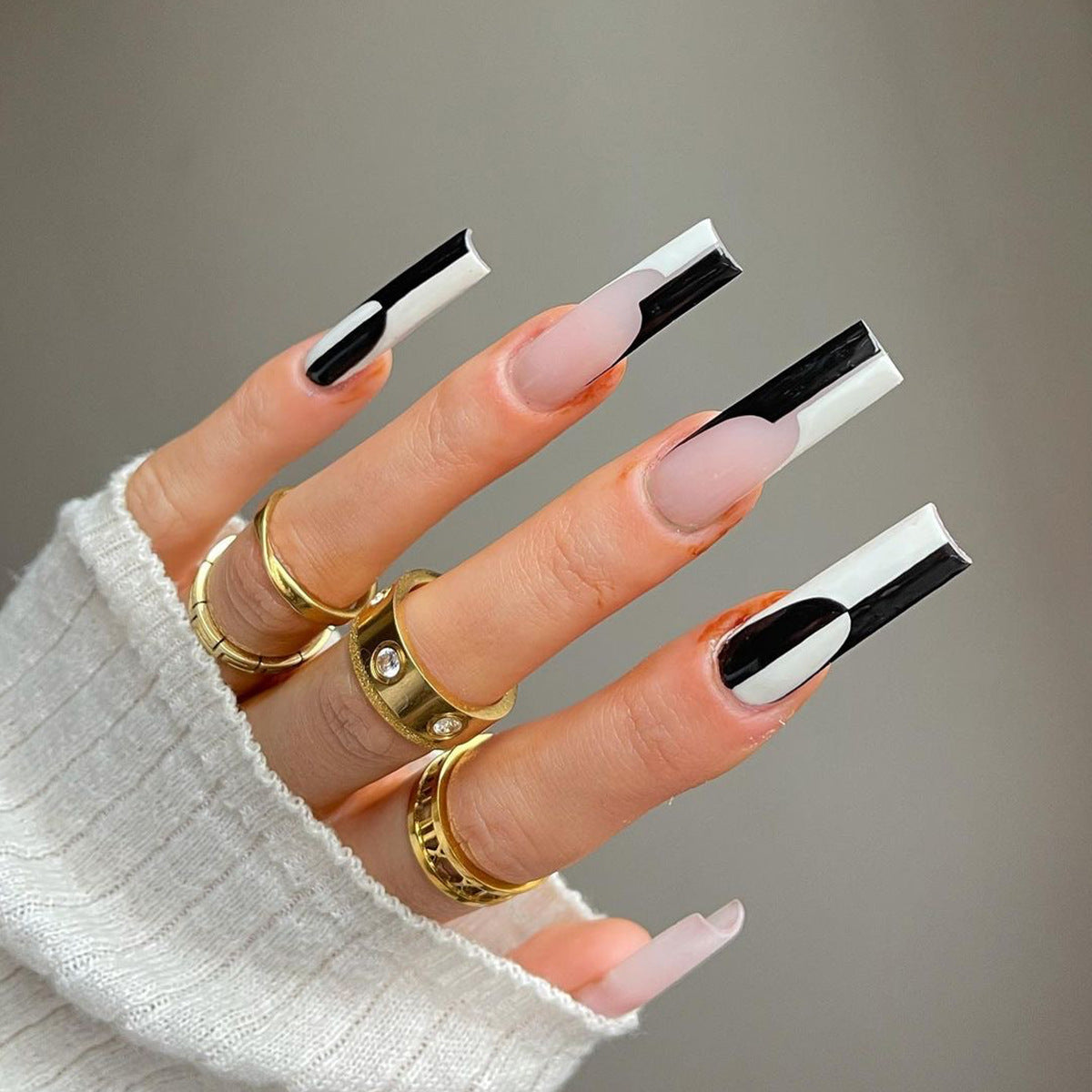 Simple Black And White Color Matching Long Nails Removable Nail Tip - Shuntia Symonette